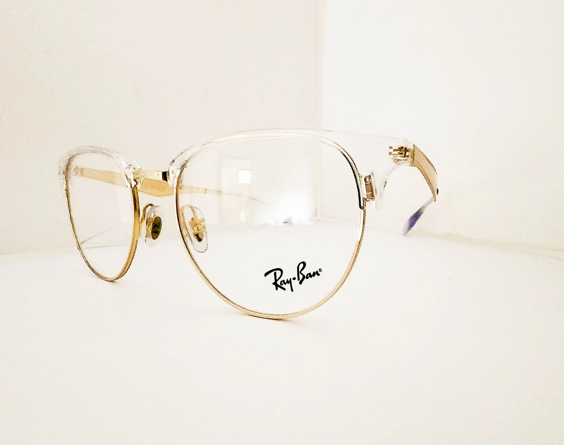Alternative view of RAY-BAN